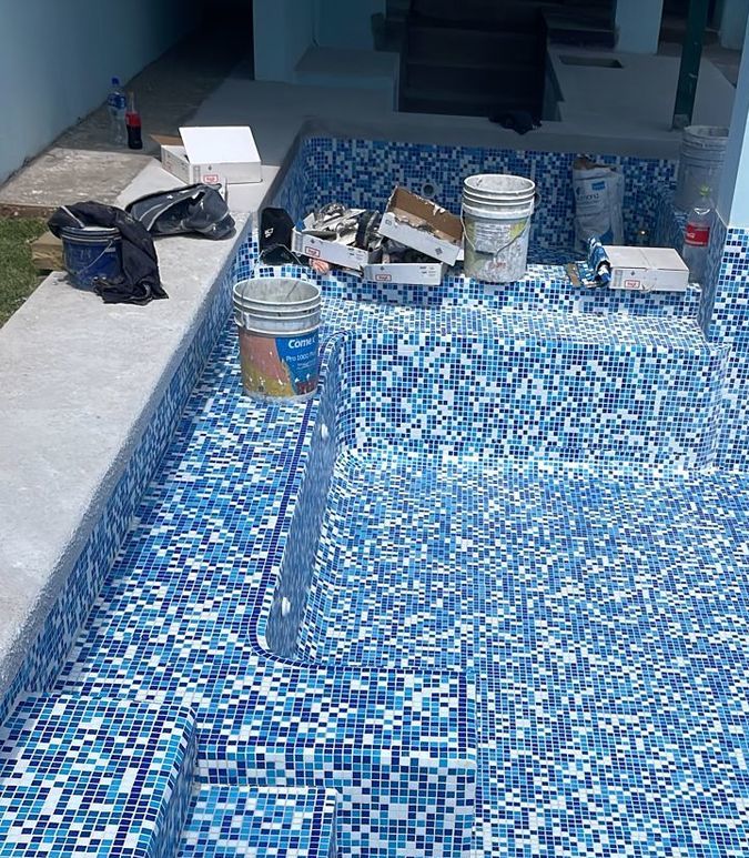 Instalacion mosaicos y lamparas&nbsp;